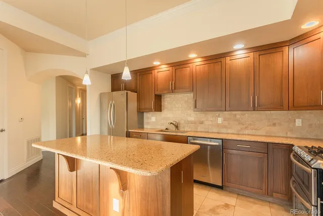 $3,000 | 1120 Deleware, Unit 504, Denver, CO 80204