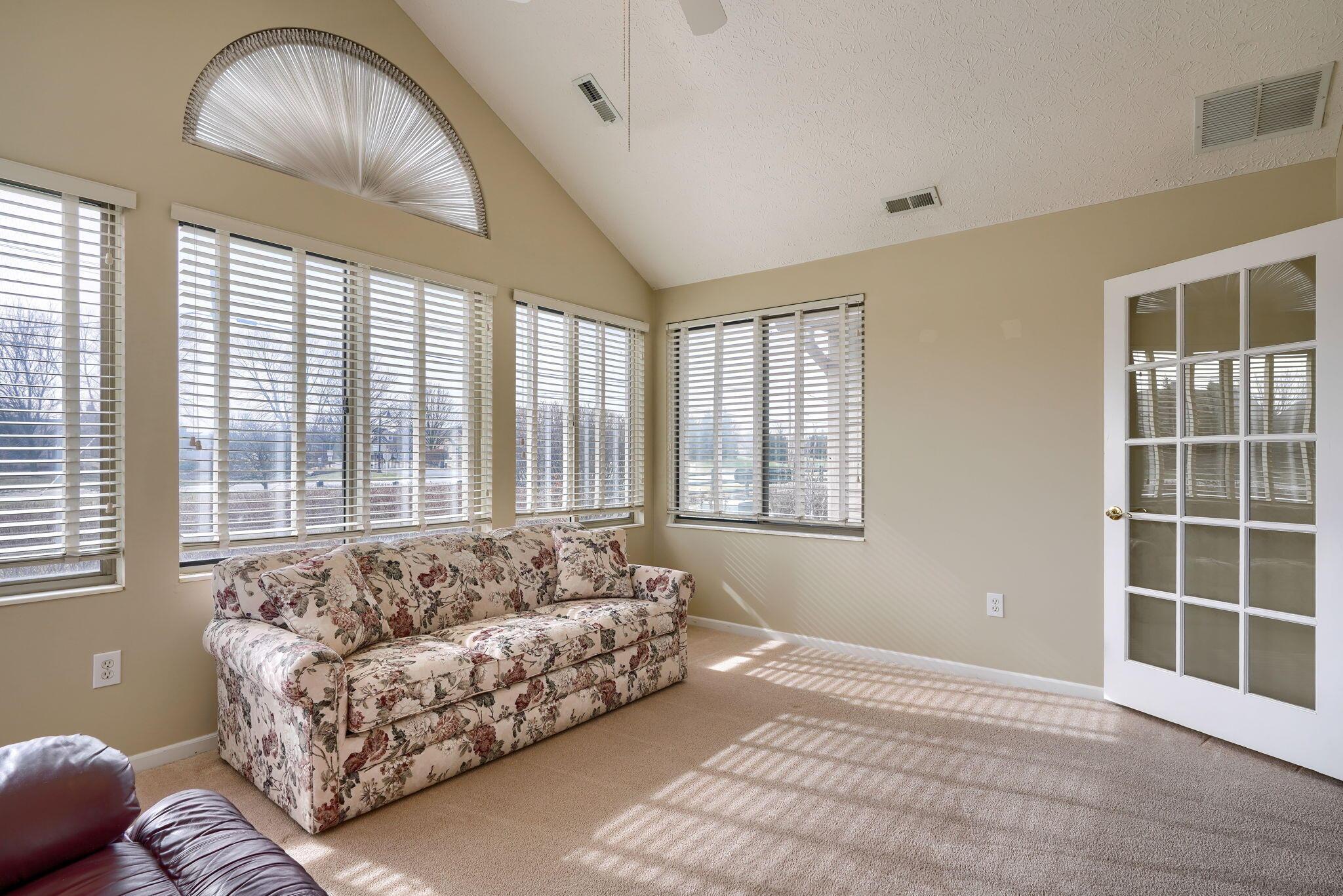 3725 Stoneway Point Powell, OH 43065 - Photo 14 of 54 3725 Stoneway Pt (41)