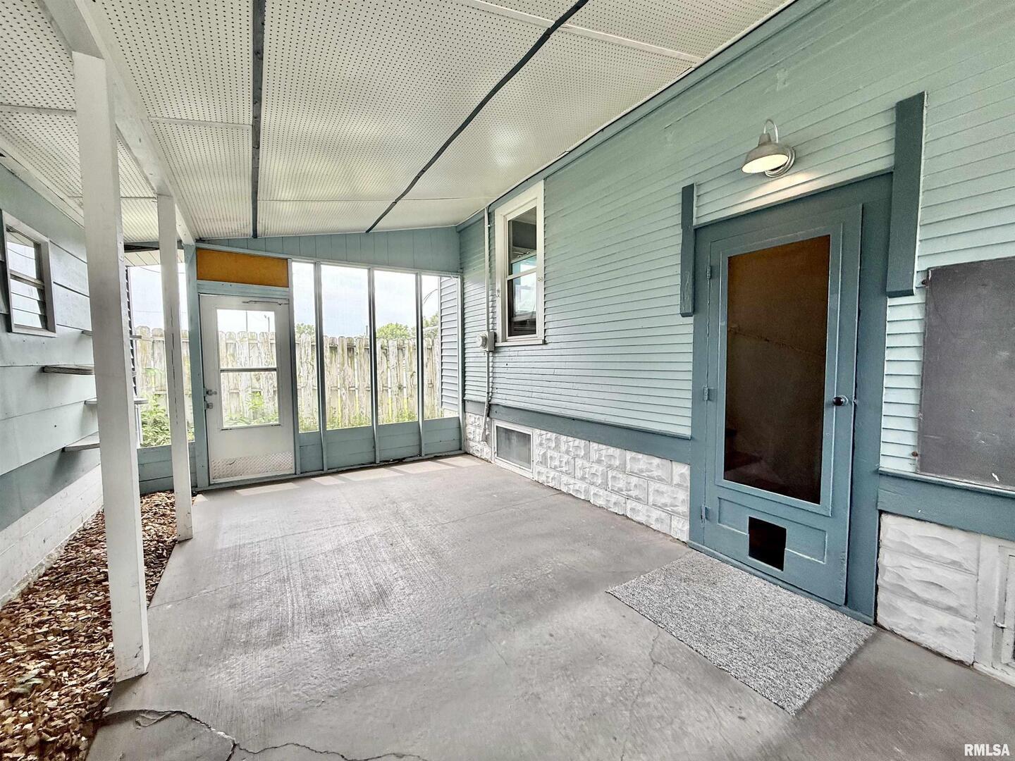 4529 11th Street Rock Island, IL 61201 - Photo 17 of 20