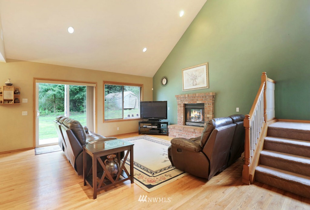 15705 OK Mill Road Snohomish, WA 98290 - Photo 4 of 18