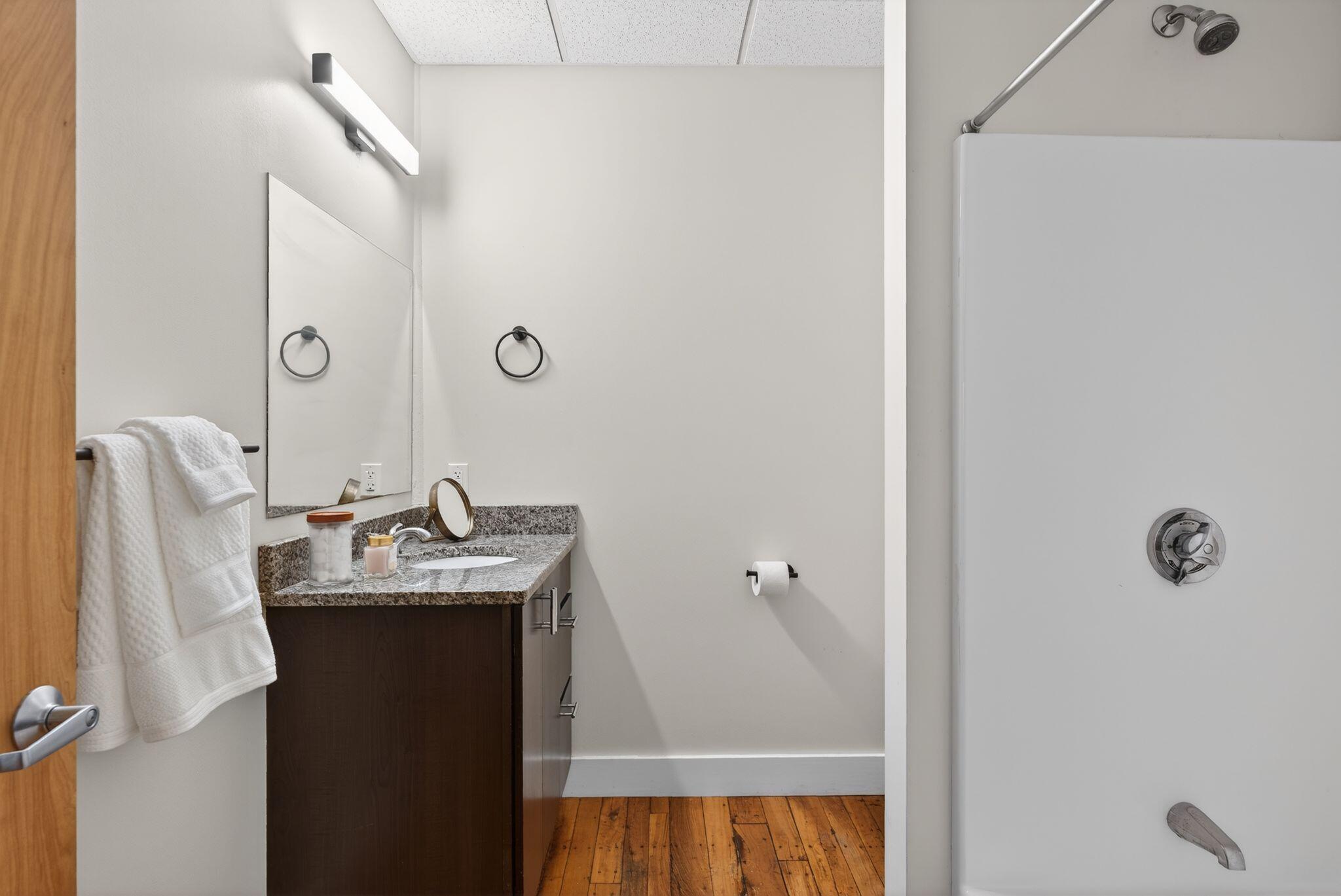 2 Main Street, Unit 18302 Biddeford, ME 04005 - Photo 18 of 49 Corner Unit 18-302