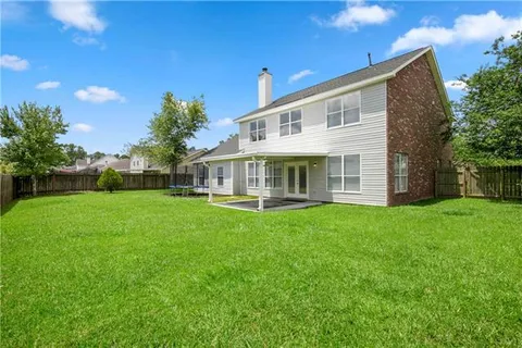 $390,000 | 424 East Redbud Drive, Slidell, LA 70458
