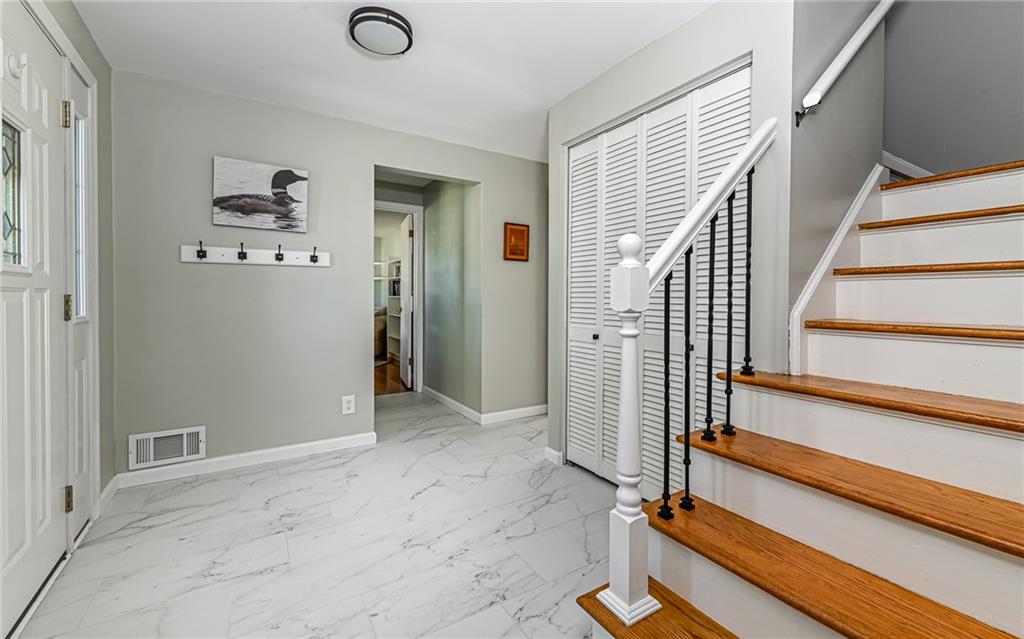 8220 Post Road Allison Park, PA 15101 - Photo 5 of 43 Gallery Image 5