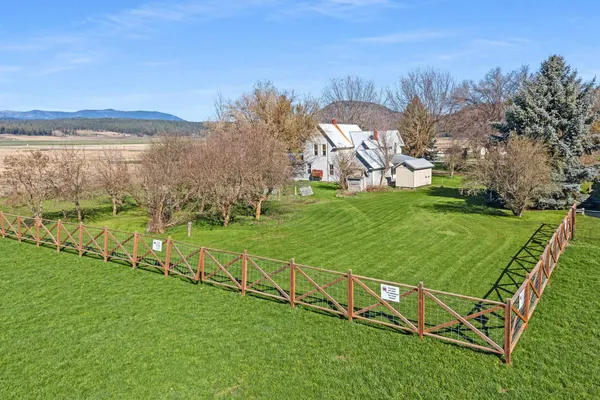 $299,000 | 3095 Waitts Lake Road, Valley, WA 99181