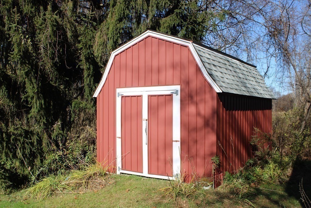 35 Pentecost Road Northfield, MA 01360 - Photo 18 of 19 Gallery Image 18