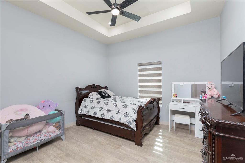 39016 Mile 4 Road Penitas, TX 78576 - Photo 11 of 26