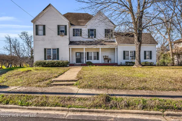 $279,000 | 123 Cottrell Street, West Point, MS 39773