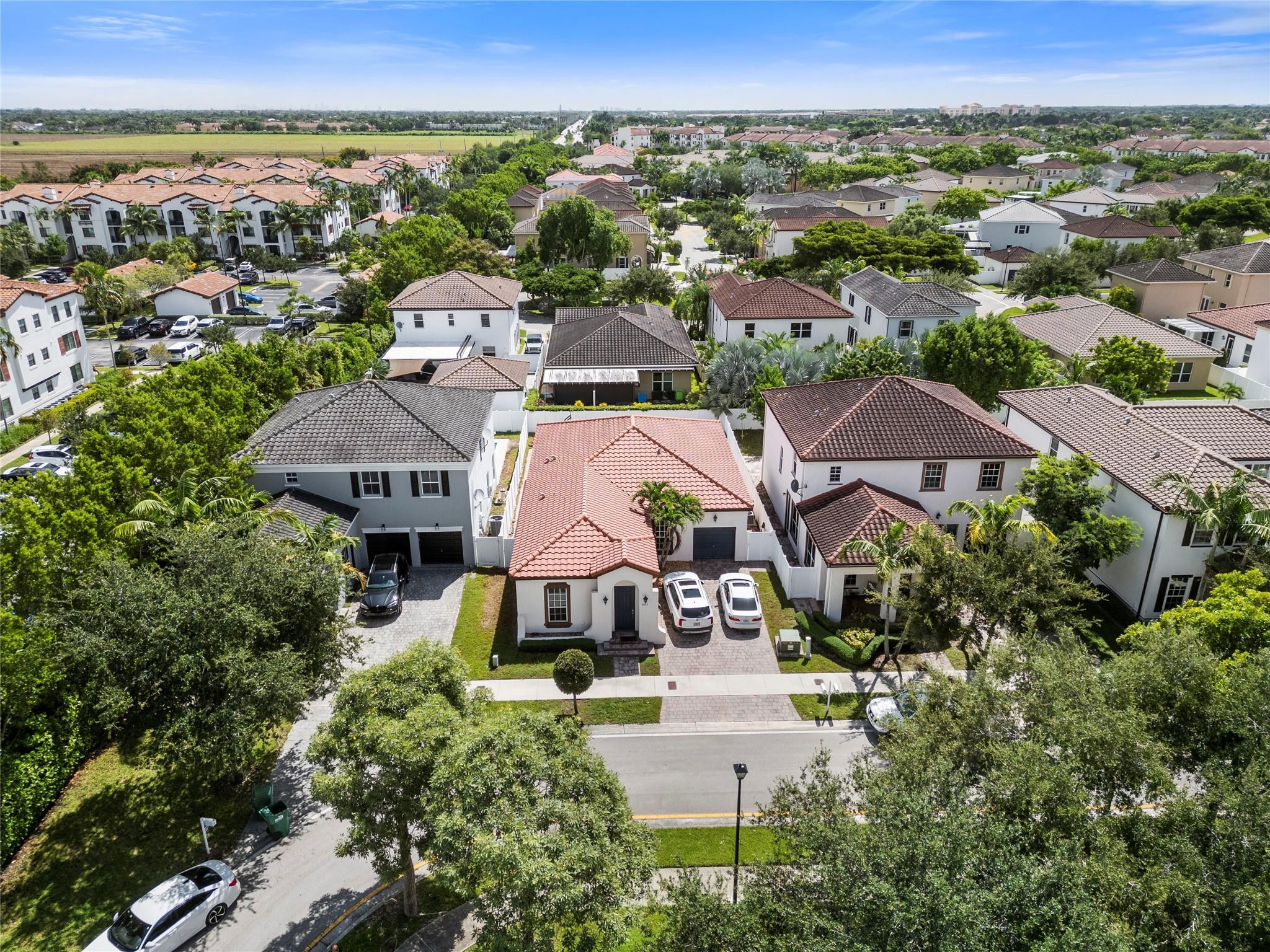 9013 Southwest 170th Place Miami, FL 33196 - Photo 12 of 16 Photo 12