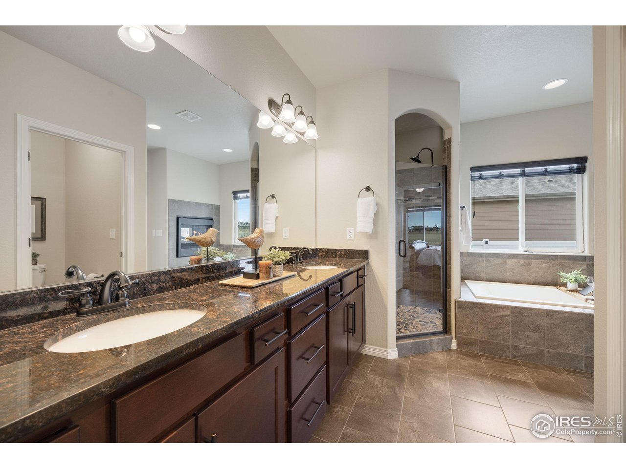 1324 Means Lane Berthoud, CO 80513 - Photo 21 of 44 Super cool shower