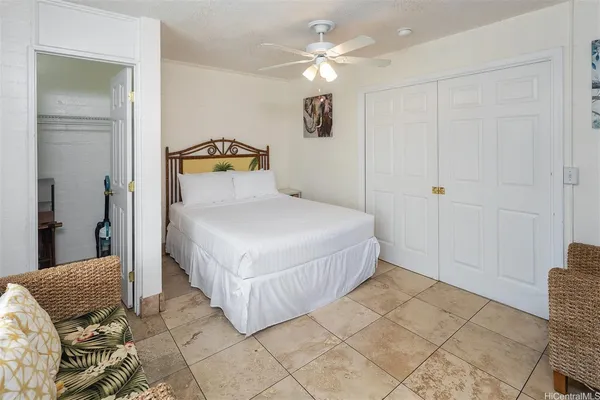$2,200 | 240 Liliʻuokalani Avenue, Unit 202, Honolulu, HI 96815