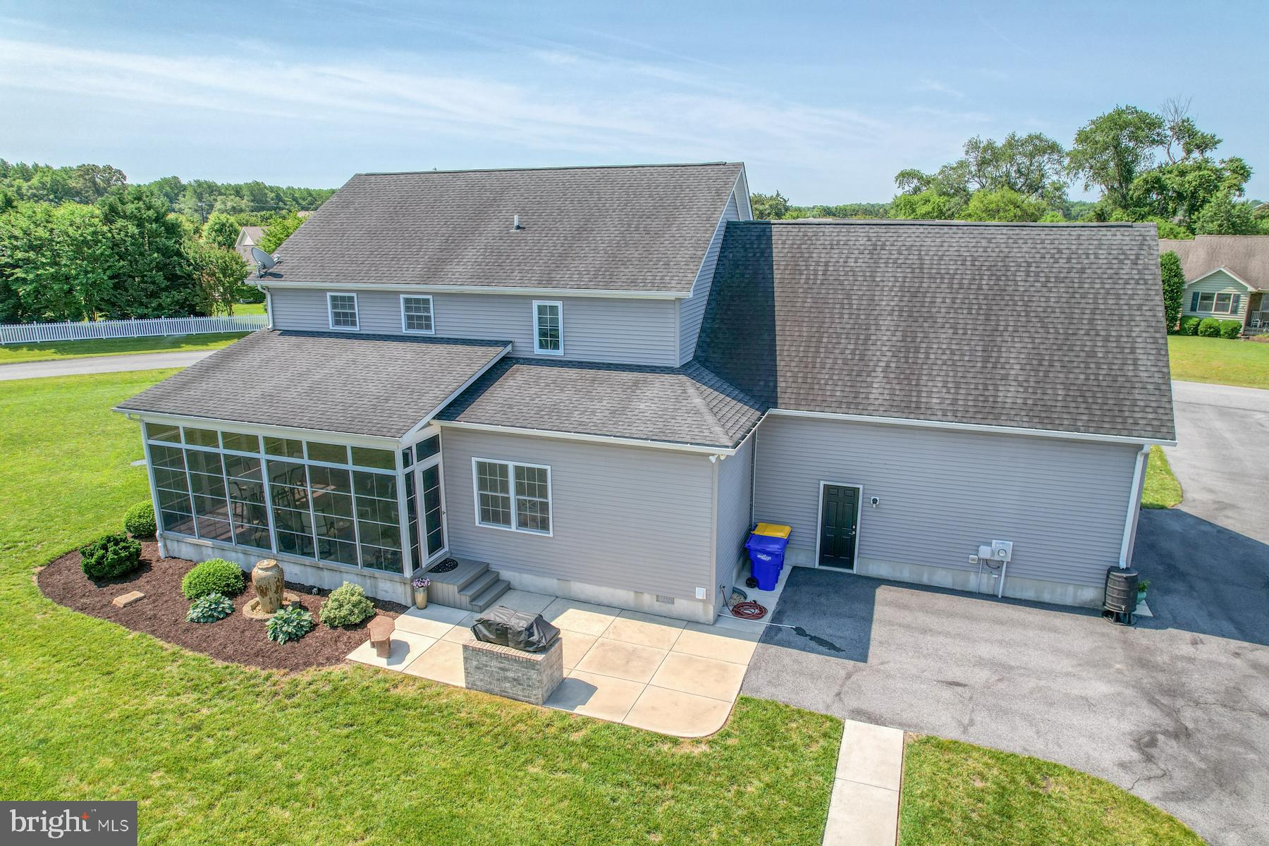 30450 Half Shell Road Milton, DE 19968 - Photo 51 of 73 Sunroom to back patio