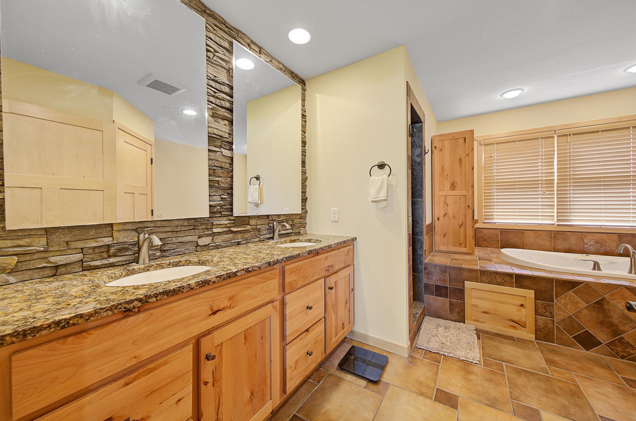 751 12th Street Bird Island, MN 55310 - Photo 37 of 58 Gallery Image 37