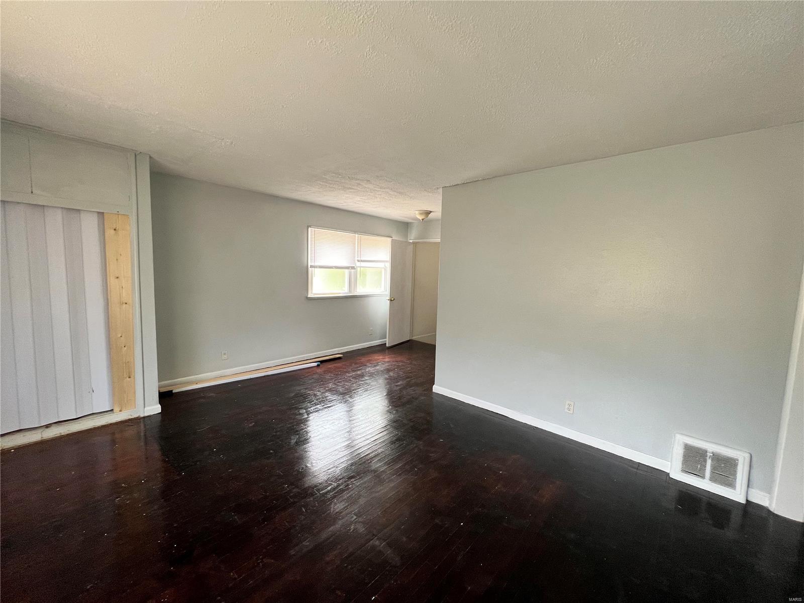 Undisclosed Address St. Louis, MO 63136 - Photo 4 of 13