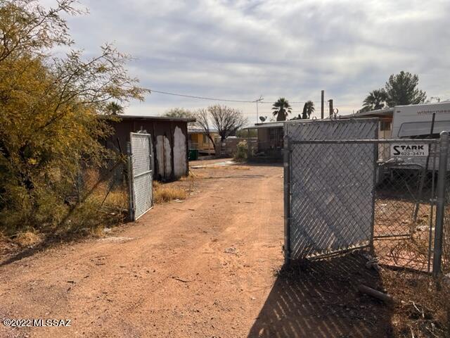 2752 West Milton Road Tucson, AZ 85746 - Photo 2 of 8 Gallery Image 2