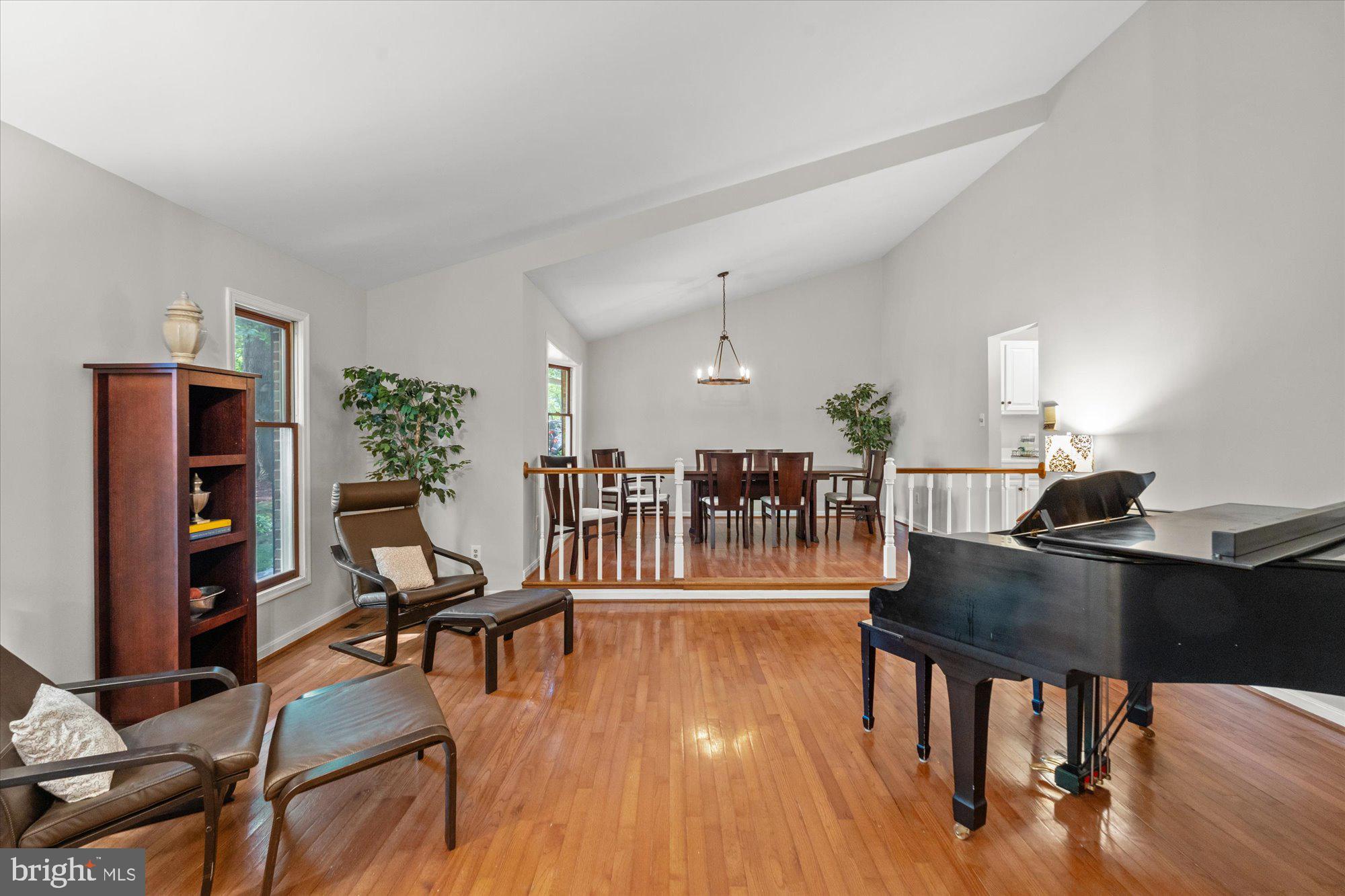 10100 Lawyers Road Vienna, VA 22181 - Photo 12 of 41 Dining Room - Vaulted Ceilings