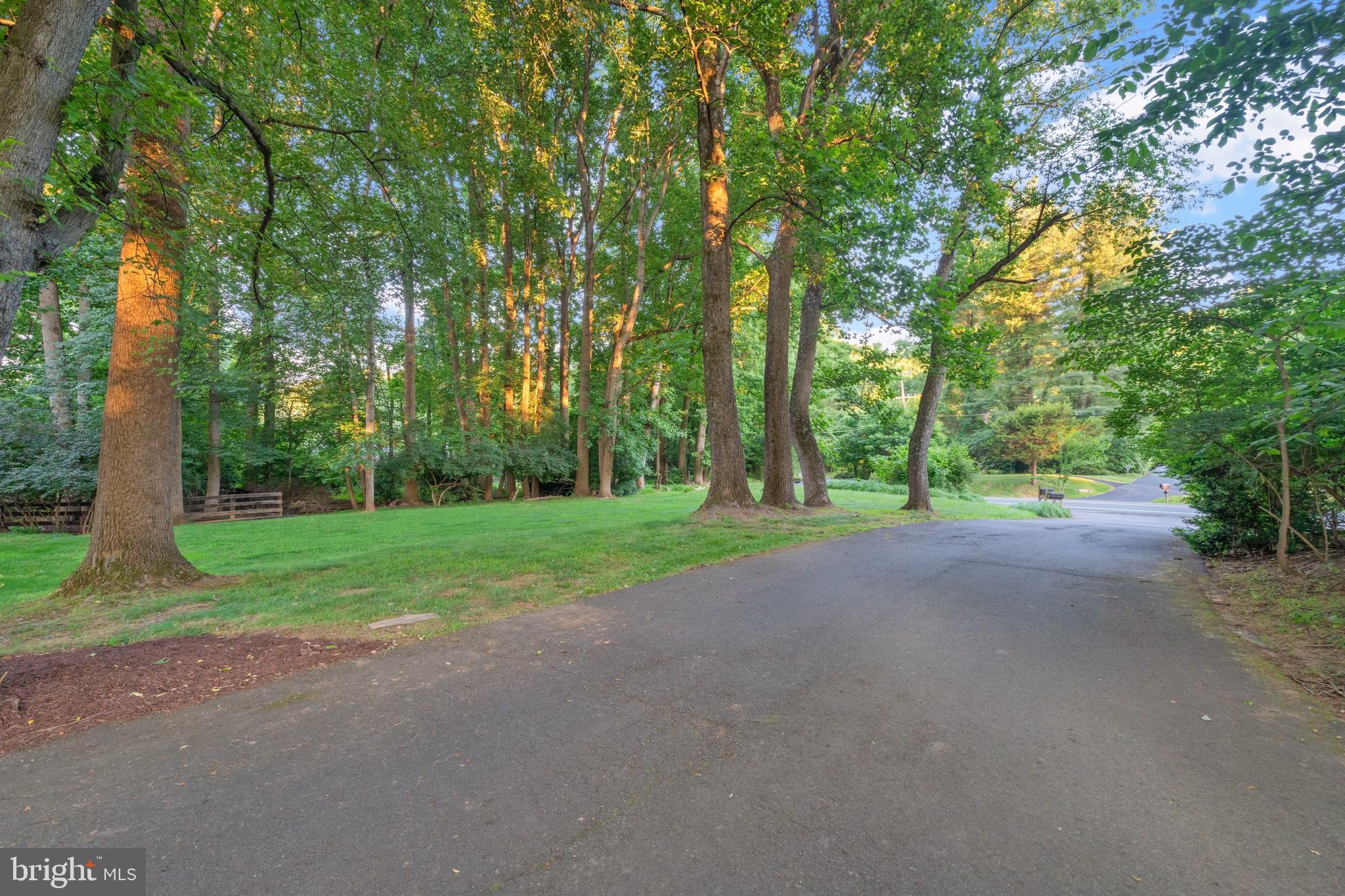 10100 Lawyers Road Vienna, VA 22181 - Photo 2 of 41 Set off Lawyers Road w/ Large Side Yard