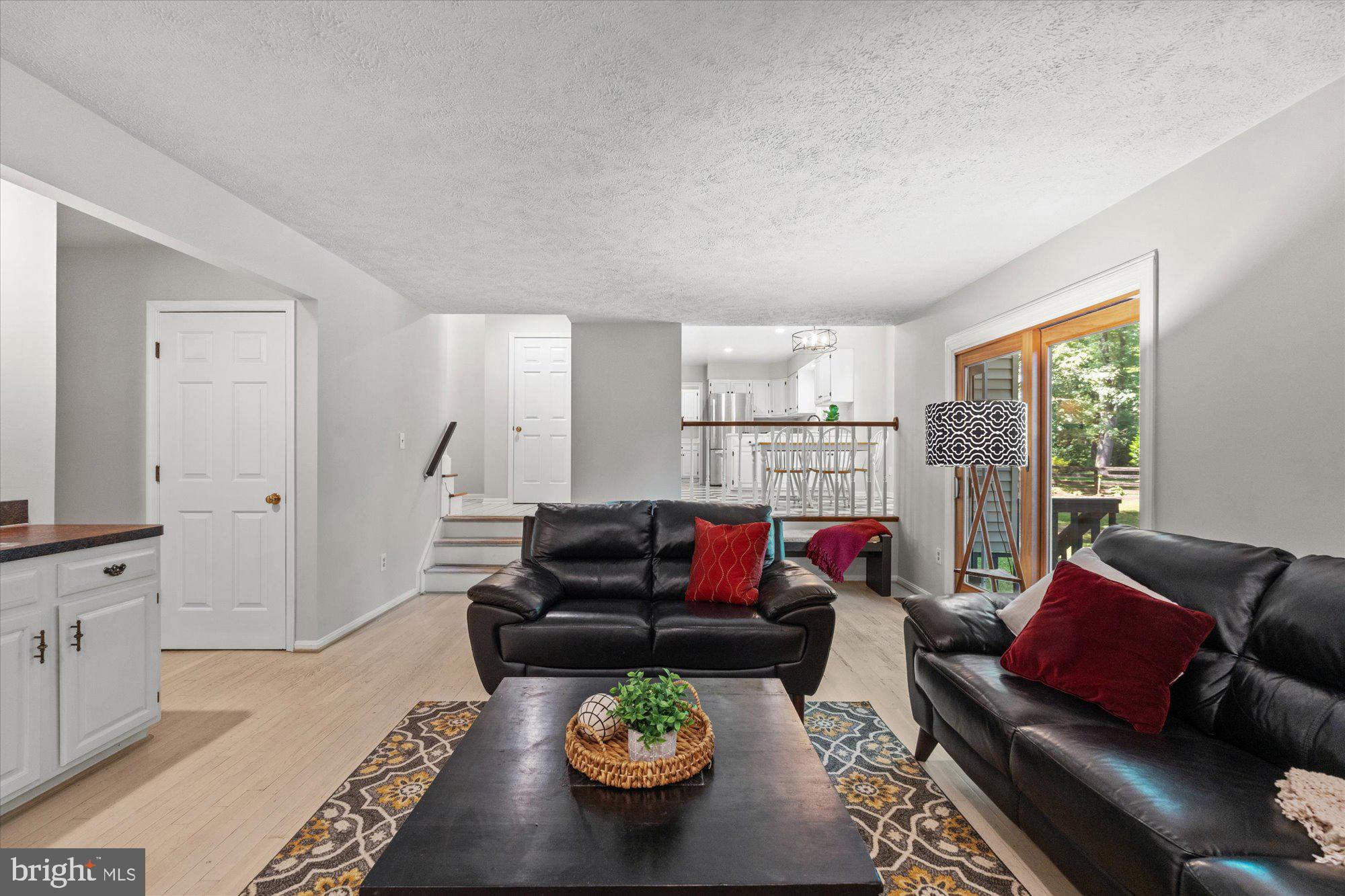 10100 Lawyers Road Vienna, VA 22181 - Photo 21 of 41 Open-light filled home