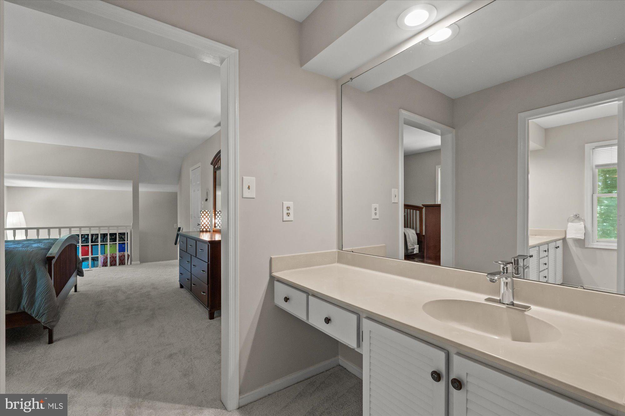 10100 Lawyers Road Vienna, VA 22181 - Photo 30 of 41 Separate Vanity in Primary Bath