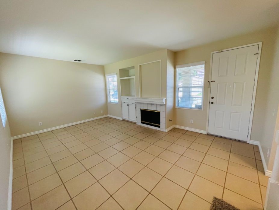 39528 June Road Temecula, CA 92591 - Photo 3 of 38