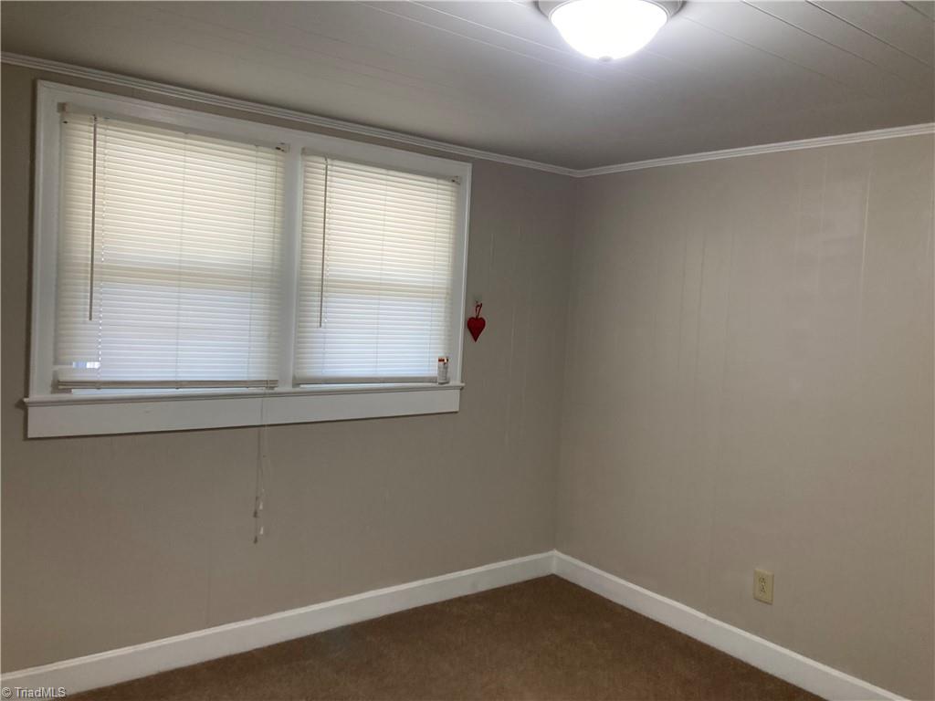 326 Washburn Street Lexington, NC 27292 - Photo 10 of 18