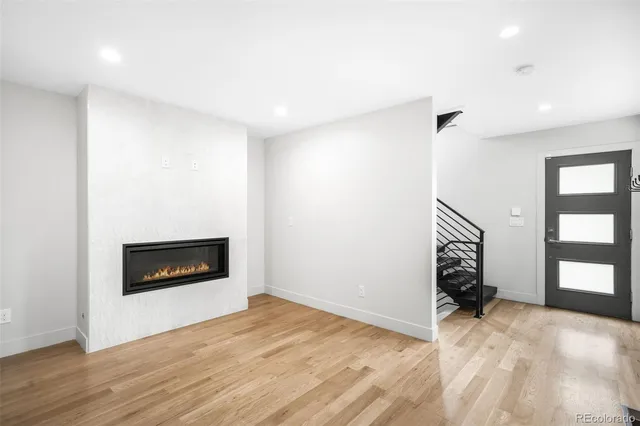 a view of empty room