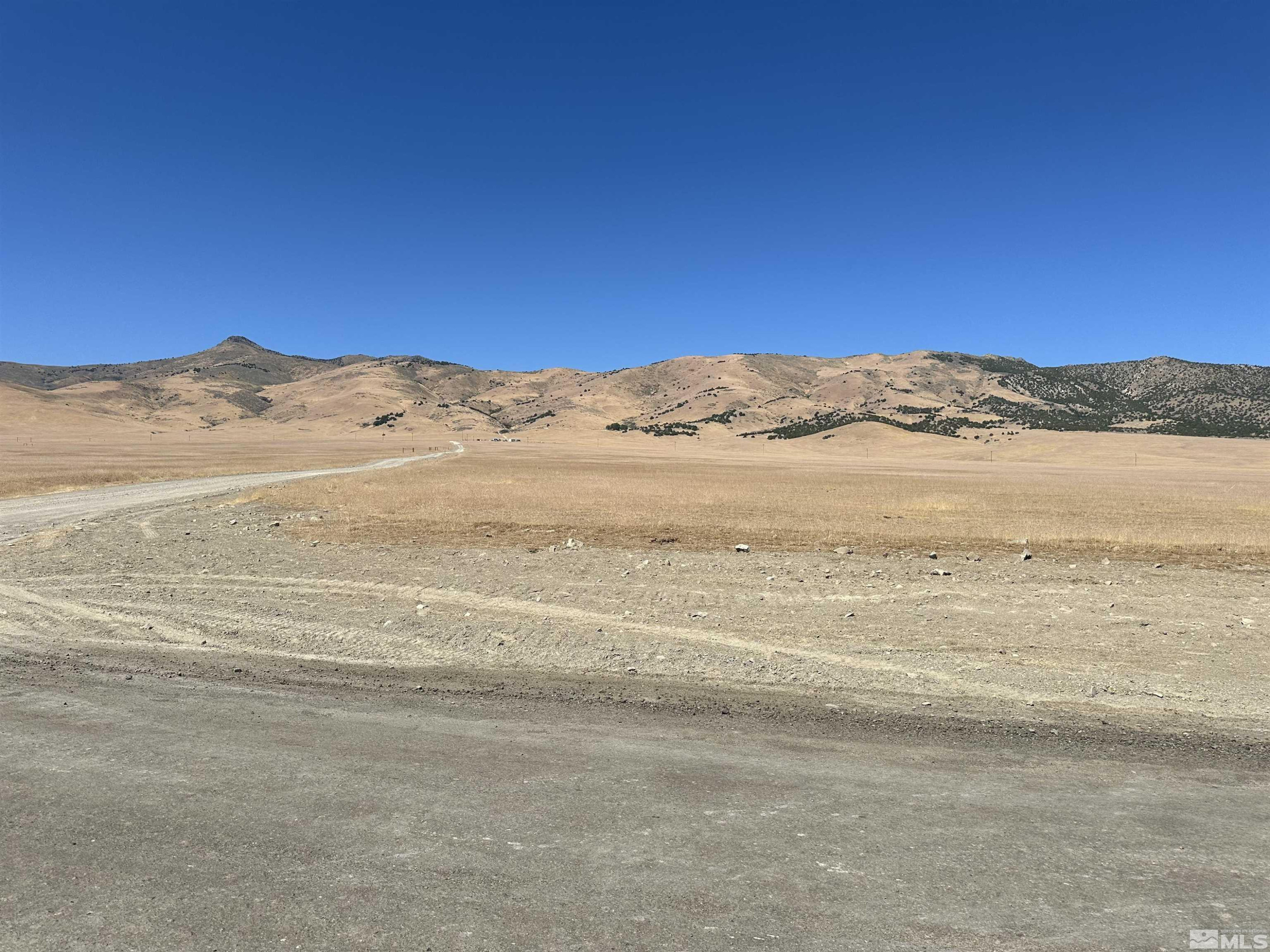 2400011725 Hershel Road Winnemucca, NV 89445 - Photo 5 of 6 a view of an ocean