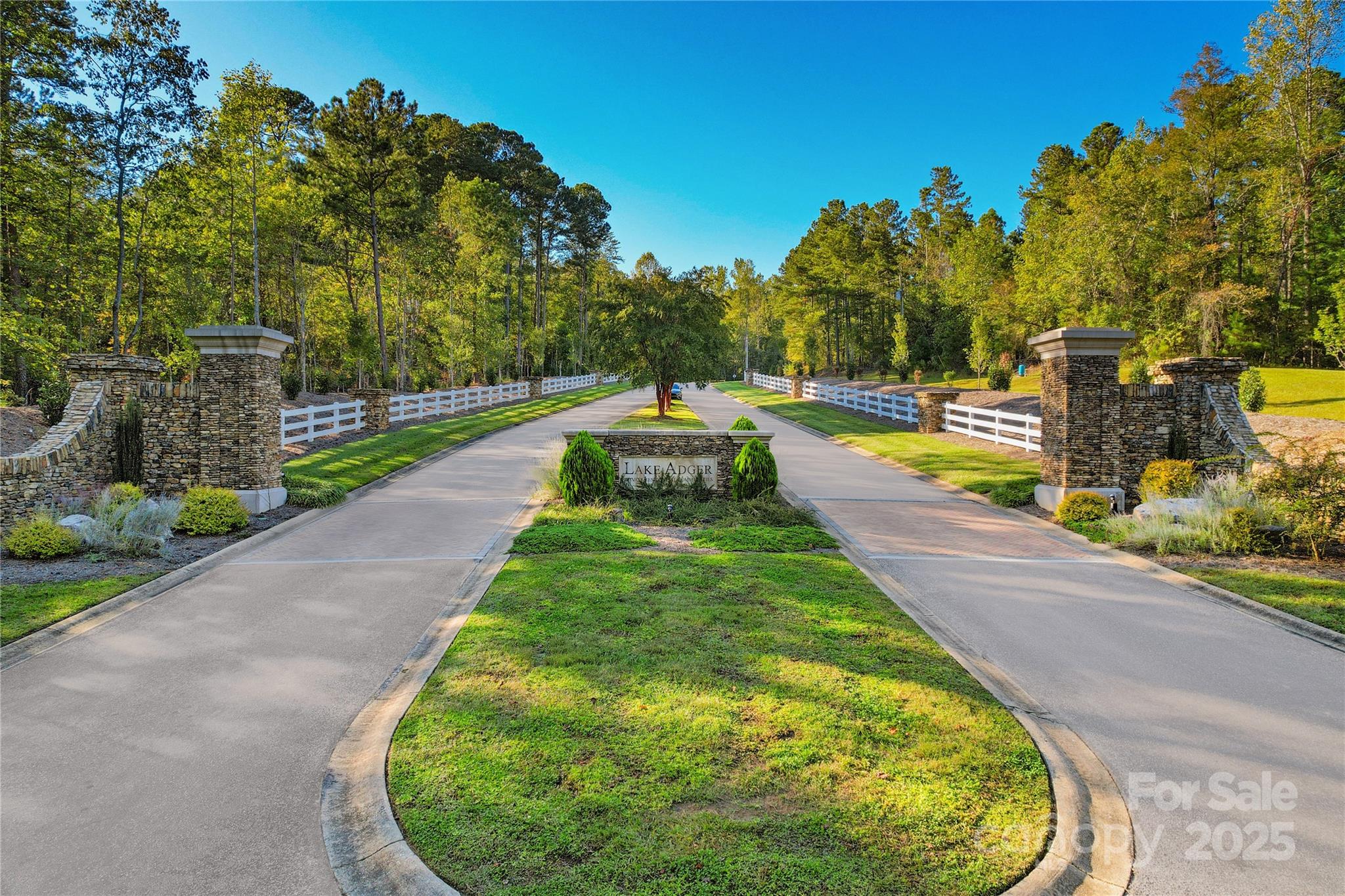 Lot 15 South Cove Rd Mill Spring, Unit 15 Mill Spring, NC 28756 - Photo 38 of 47 a view of swimming pool with a garden