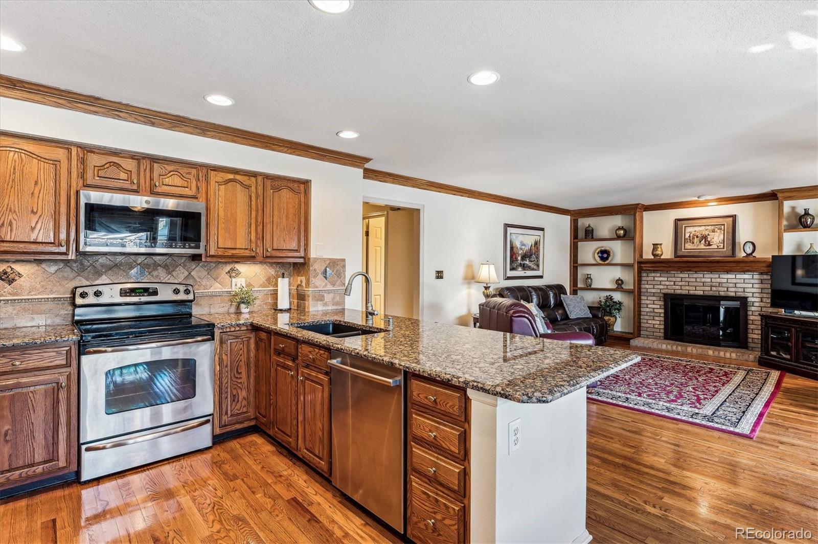 9071 Sunset Ridge Court Highlands Ranch, CO 80126 - Photo 3 of 50