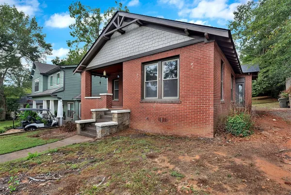 $2,000 | 109 Wilton Street, Greenville, SC 29601