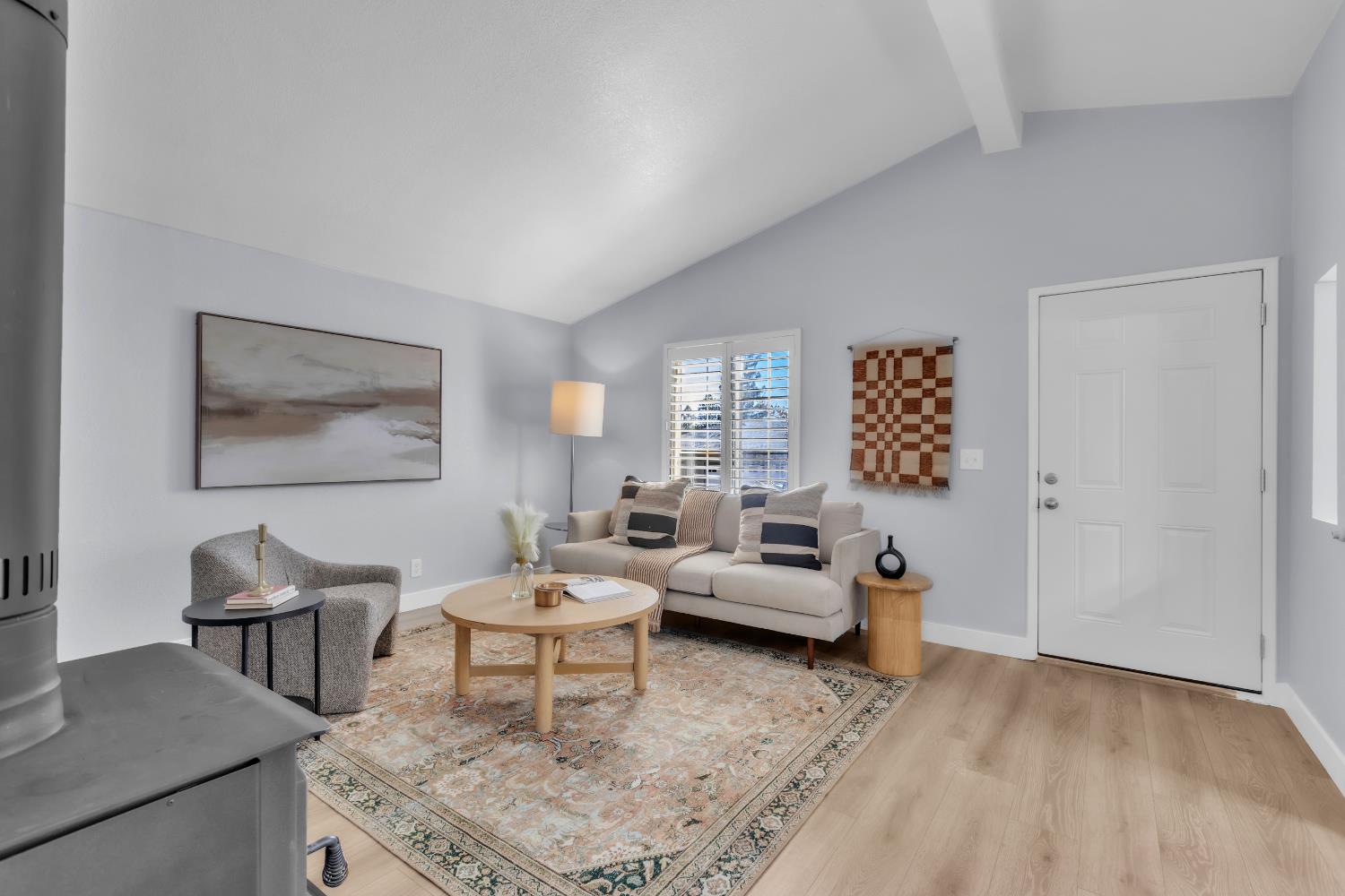 103 Winder Road Colfax, CA 95713 - Photo 3 of 25 Front door entrance.