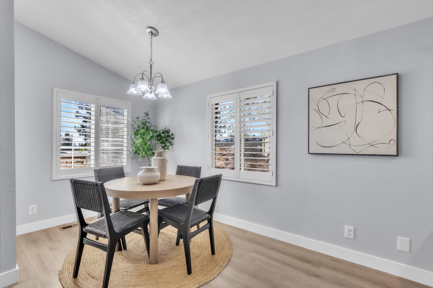103 Winder Road Colfax, CA 95713 - Photo 7 of 25 Dining area.