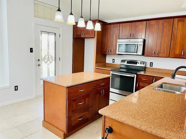 $2,195 | 4829 Fox Ridge Lane, McKinney, TX 75071