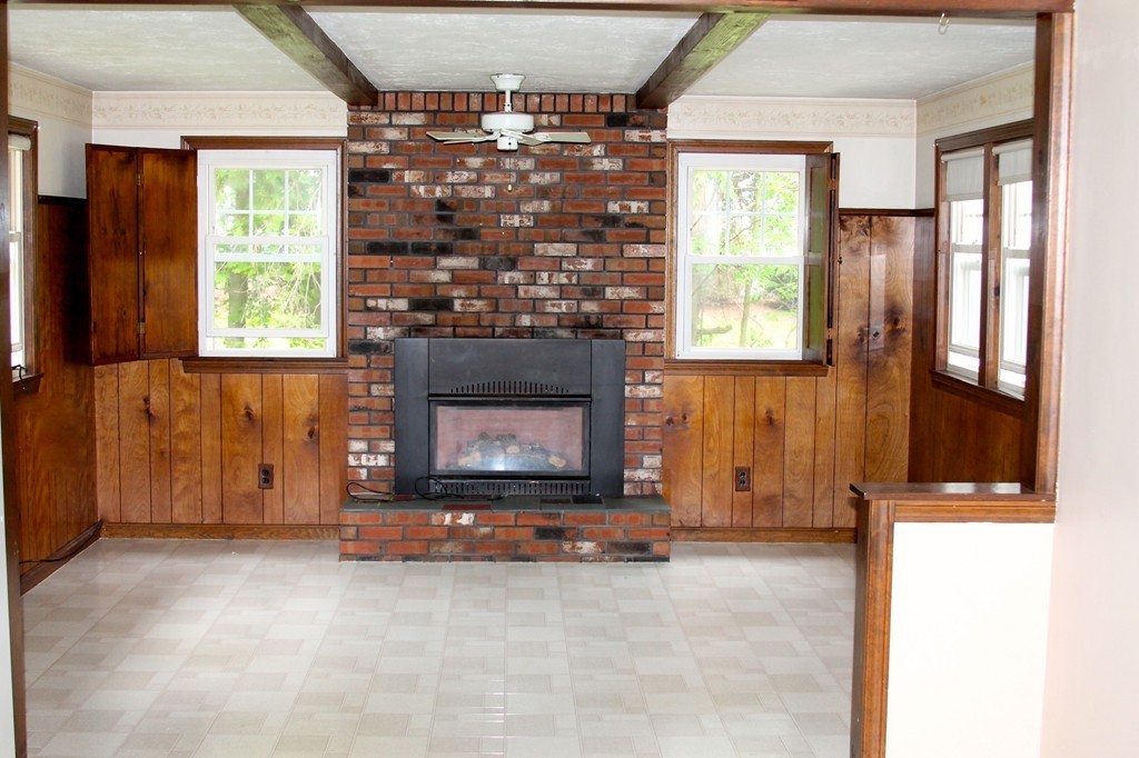 44 Streeter Road Paxton, MA 01612 - Photo 8 of 30 Gallery Image 8