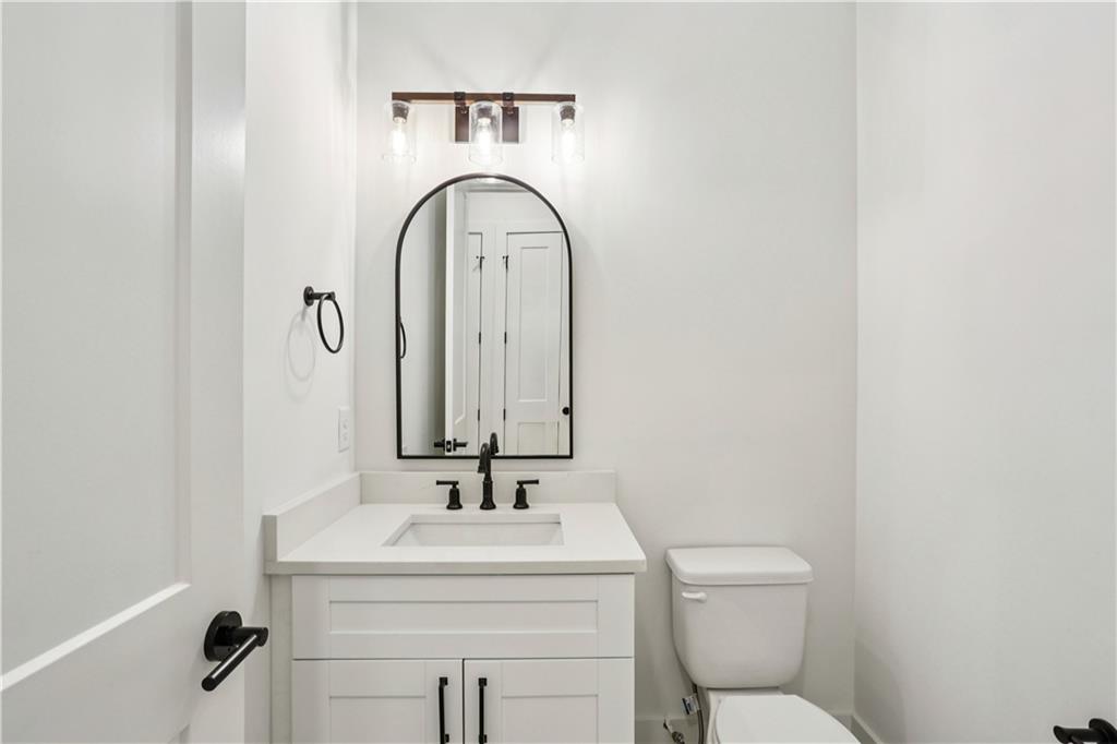 2082 Lyle Avenue College Park, GA 30337 - Photo 5 of 18