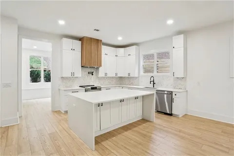 $645,000 | 2082 Lyle Avenue, College Park, GA 30337