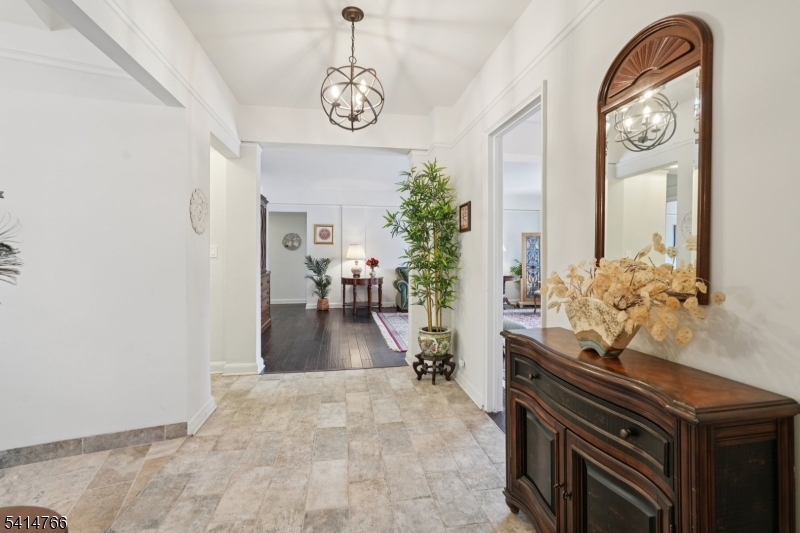 10 Crestmont Road, Unit 1A Montclair, NJ 07042 - Photo 6 of 29