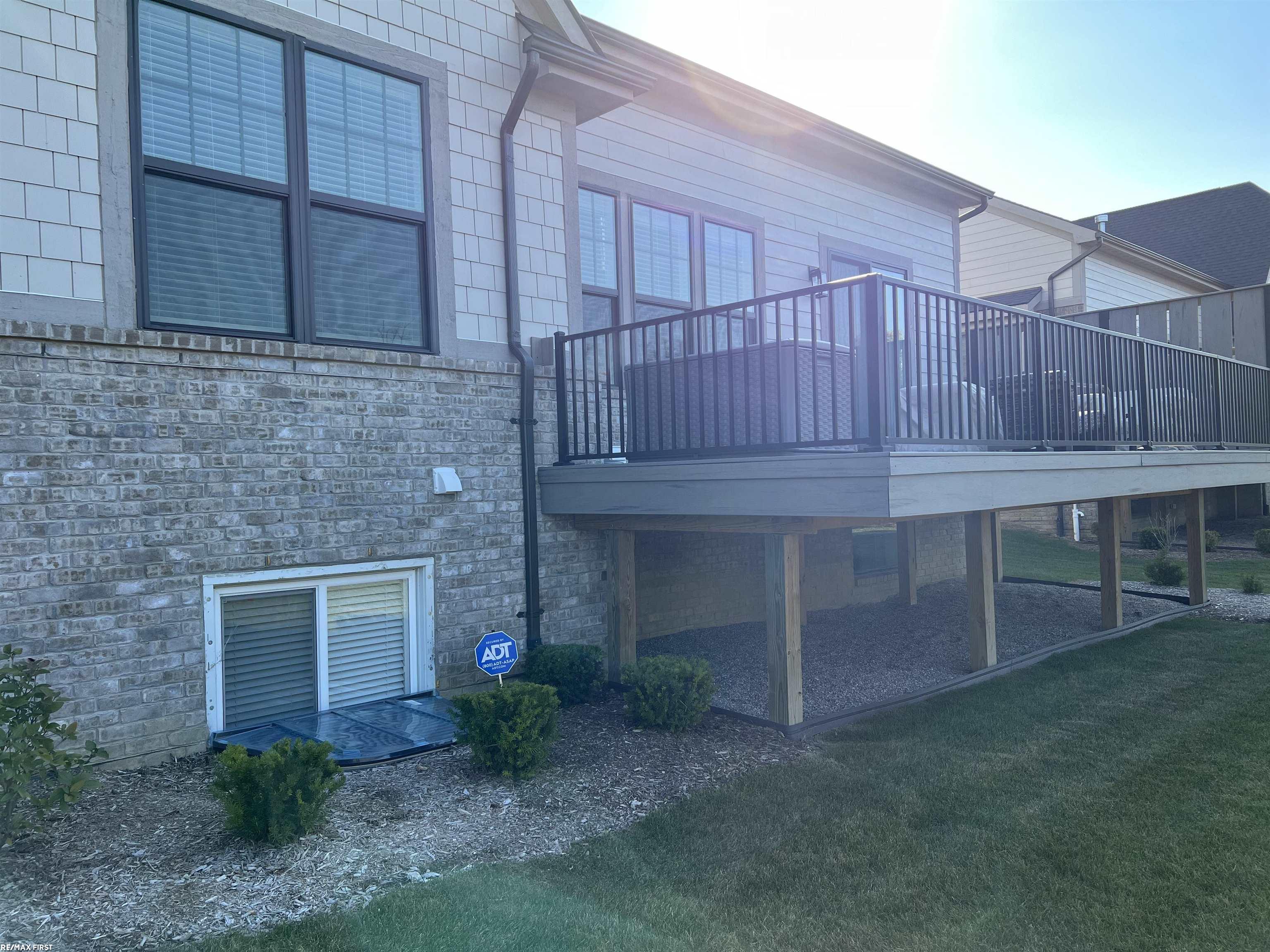 3874 Albatross Court, Unit 17 Rochester Hills, MI 48309 - Photo 6 of 37