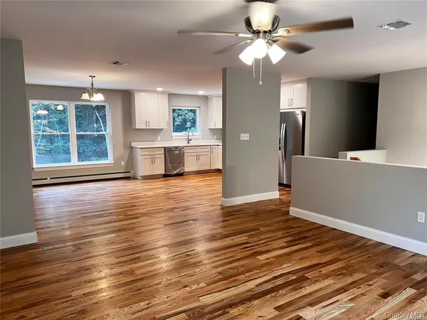 $3,600 | 158 Norfleet Lane, Medford, NY 11763