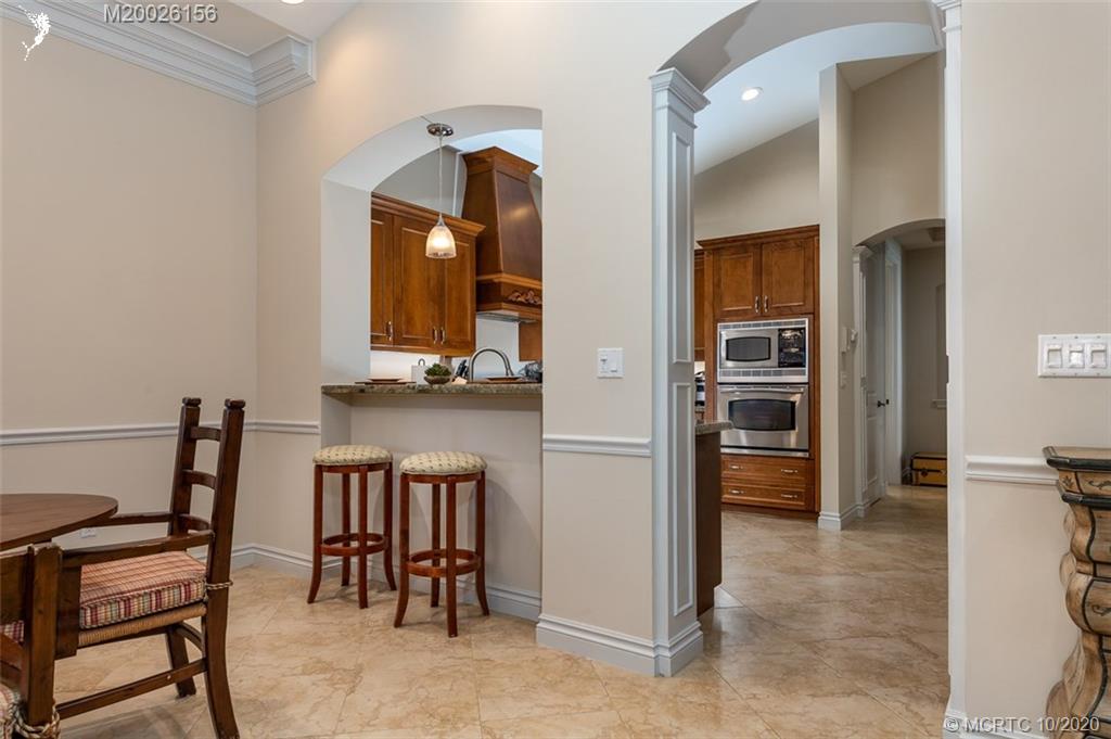 982 Southeast Willoughby Trace, Unit 15 Stuart, FL 34997 - Photo 10 of 36