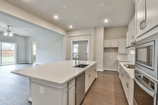 $3,700 | 27124 Regal Scott Drive, Magnolia, TX 77354
