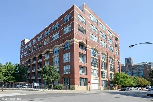 $2,000 | 2001 South Calumet Avenue, Unit 311, Chicago, IL 60616
