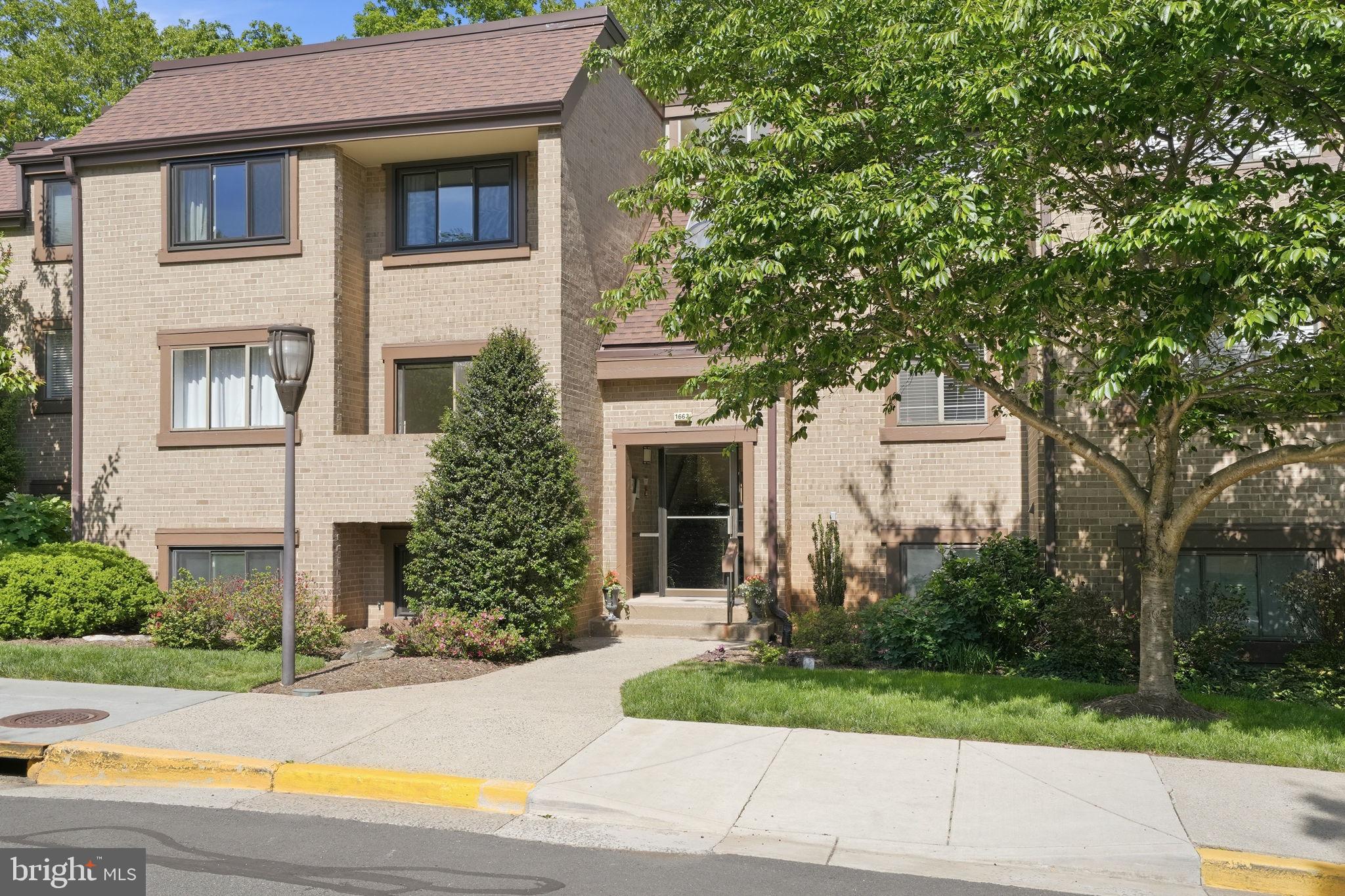 1663 Parkcrest Circle, Unit 5B/300 Reston, VA 20190 - Photo 21 of 21 Gallery Image 21