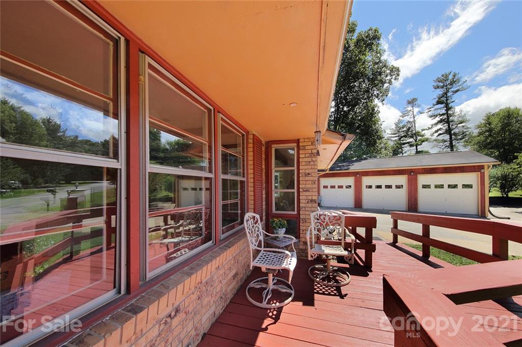 5 Machen Road Arden, NC 28704 - Photo 4 of 29 Gallery Image 4