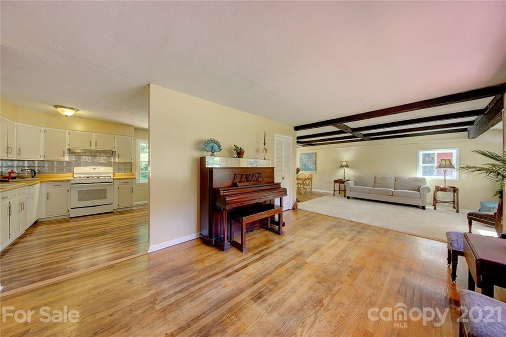 5 Machen Road Arden, NC 28704 - Photo 10 of 29 Gallery Image 10
