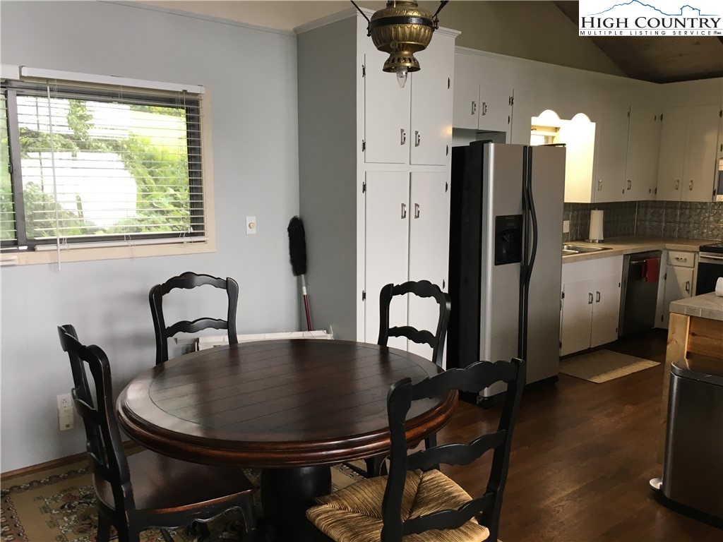 193 Rabbit Run Glade Valley, NC 28627 - Photo 15 of 17 Gallery Image 15