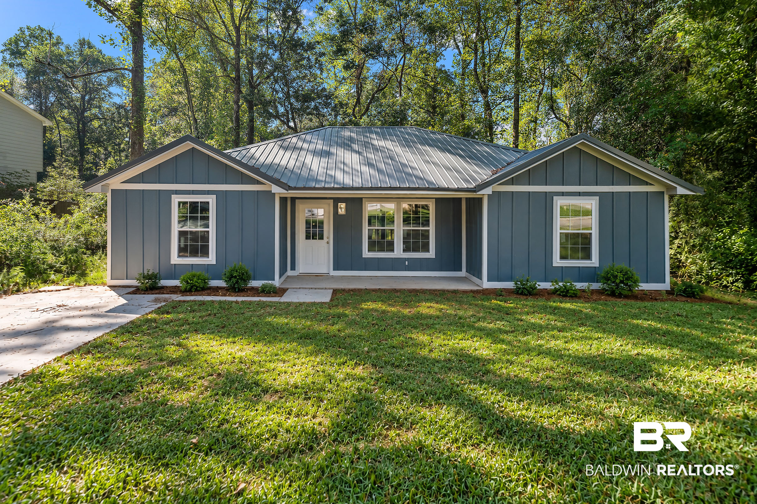 338 Ridgewood Drive Daphne, AL 36526 - Photo 1 of 18 Gallery Image 1