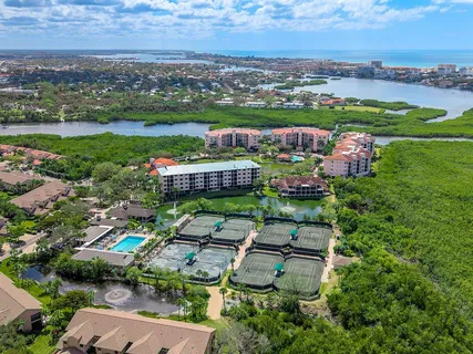 $565,000 | 5420 Eagles Point Circle, Unit 106, Sarasota, FL 34231