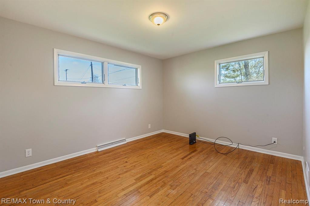 11170 Coldwater Road Flushing, MI 48433 - Photo 14 of 21
