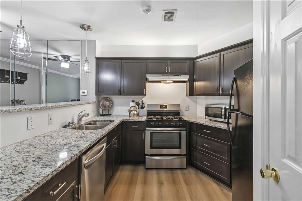485 Sherman Way Decatur, GA 30033 - Photo 12 of 34