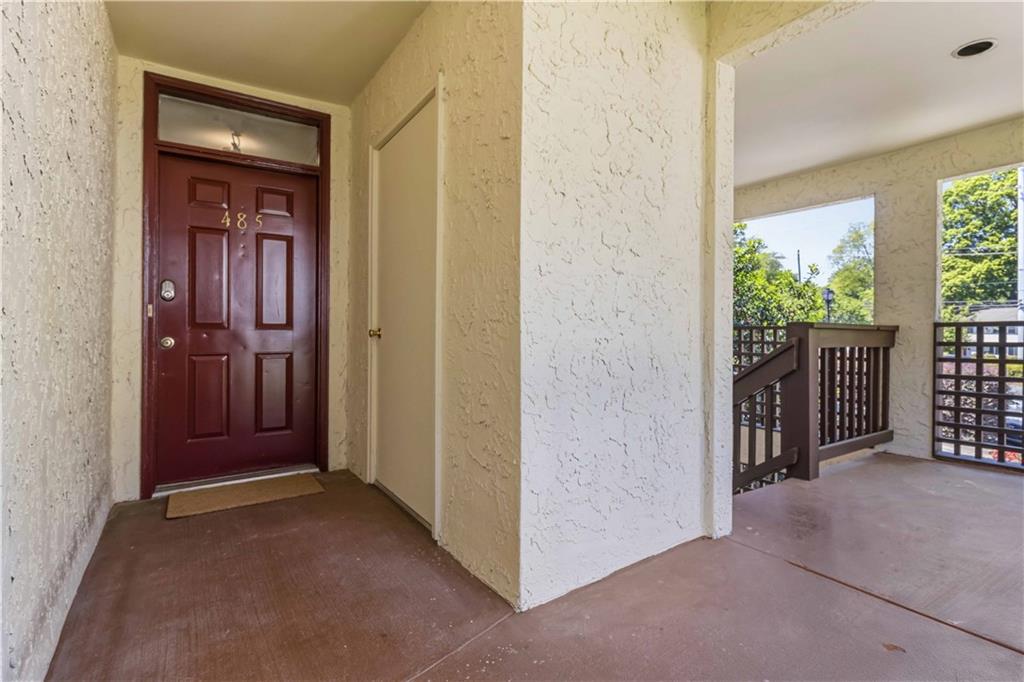 485 Sherman Way Decatur, GA 30033 - Photo 4 of 34